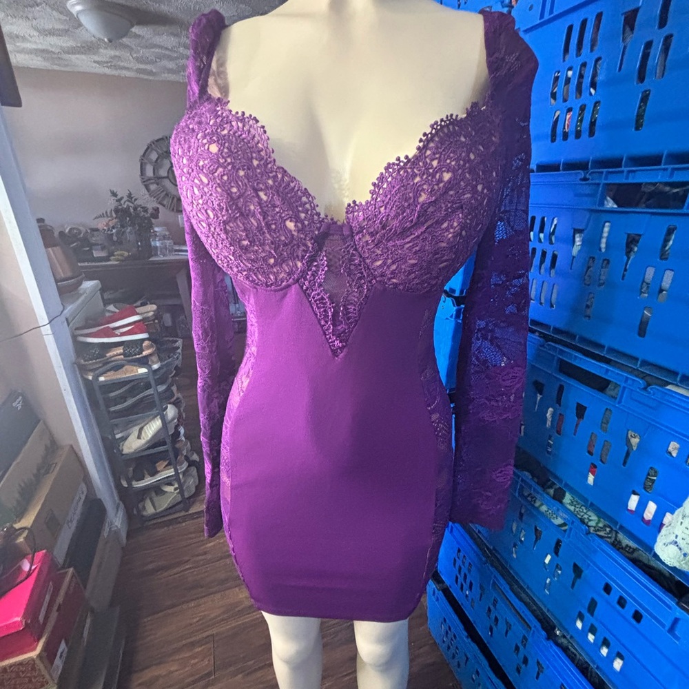 Entry M Lacey burgundy mini dress prom festive date night special occasion sexy